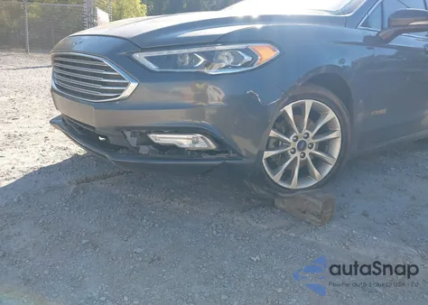 2017 Ford Fusion Hybrid Se z USA, uszkodzony, nr VIN 3FA6P0LU7HR103261